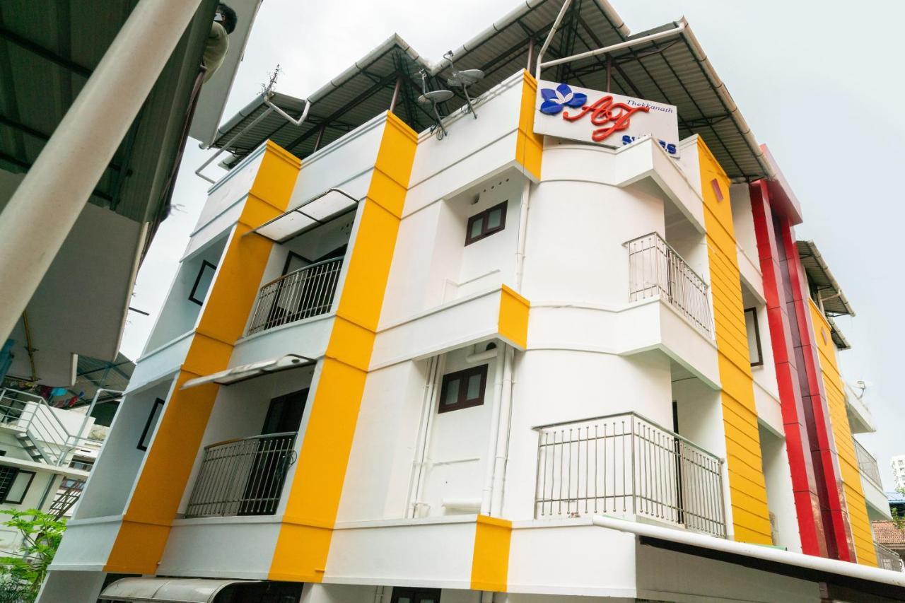 Oyo Home 49697 Aj Apartments Kochi Exterior foto